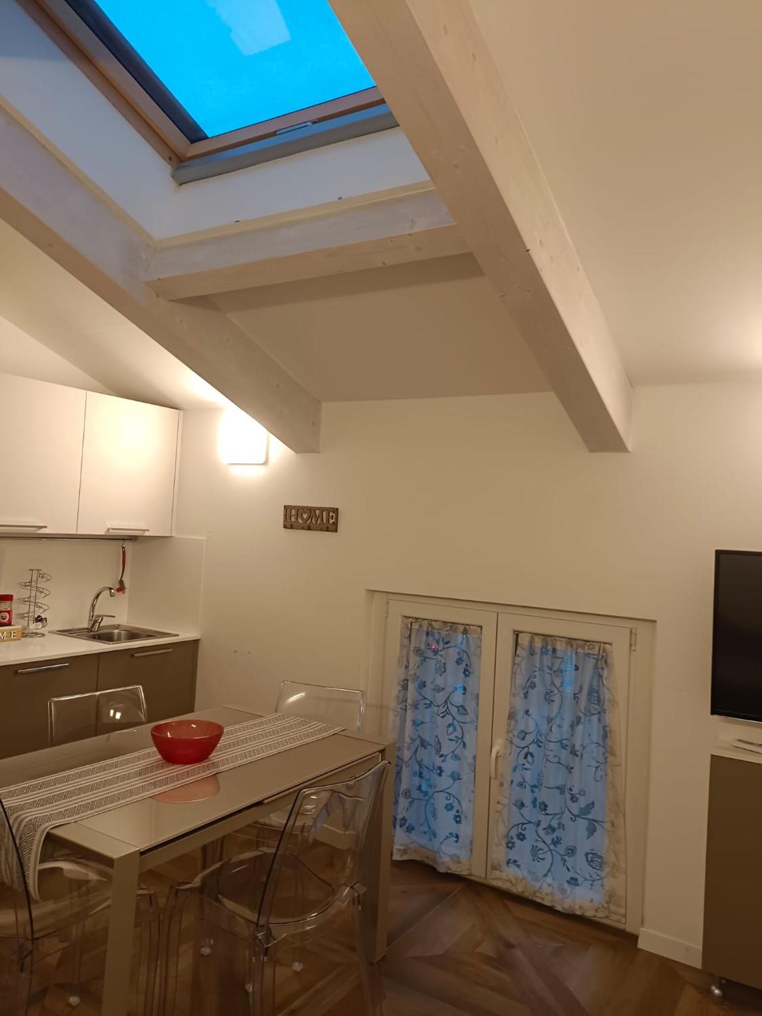 דירות מילאנו Luminoso Bilocale Zona Tibaldi Bocconi מראה חיצוני תמונה