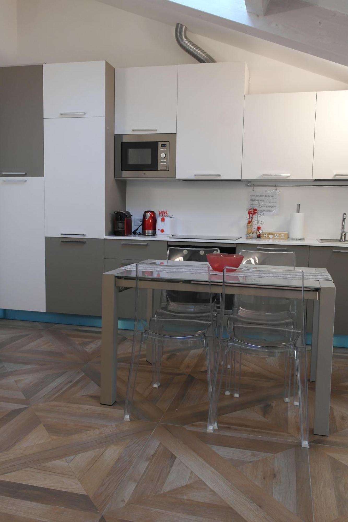 דירות מילאנו Luminoso Bilocale Zona Tibaldi Bocconi מראה חיצוני תמונה